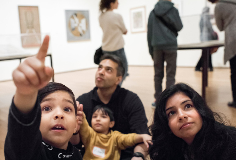 family-gallery-talks-moma